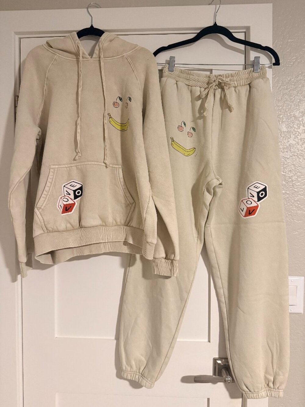 BANANAS Patch Hoodie and Sweats FULL SET - size small